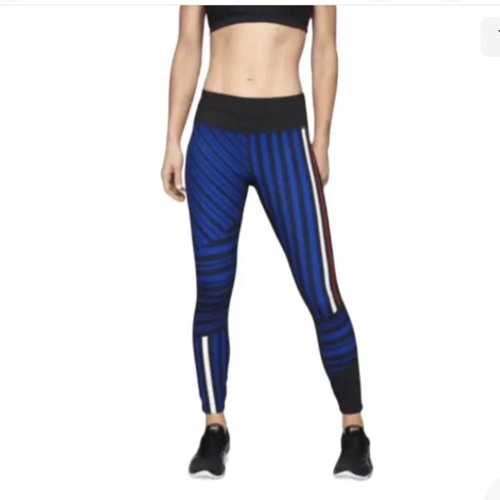 Athleta Ladies Size Small Sketch Sonar Leggings